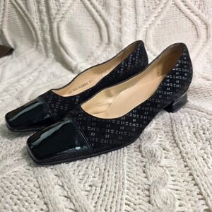 Rangoni Firenze Pumps Black Suede Patterned Patent Leather Cap Toe 37 Excellent